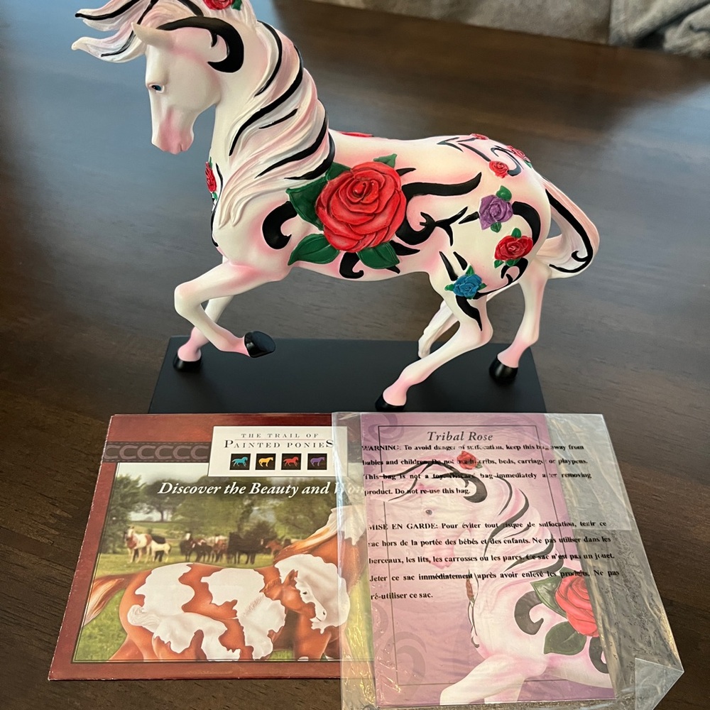 The Trail of Painted Ponies - Tribal Rose Edition #1E 0,387